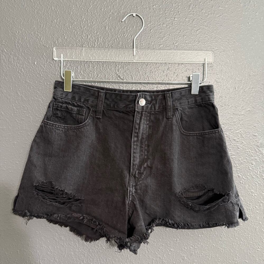 Hollister Ultra High-Rise Relaxed Vintage Short 3" inseam Size 28